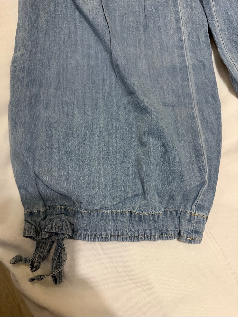 Women’s Light Blue Wide-Leg Flare Jeans - Picture 2 of 5